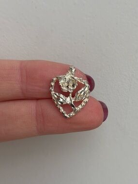 Sterling Silver Vintage Rose Heart Pendant
